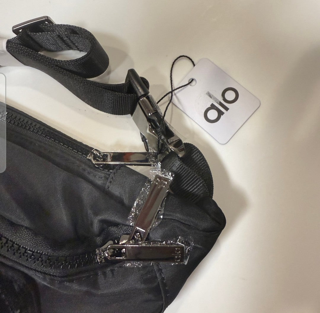 Alo Yoga Black Explorer Fanny Pack