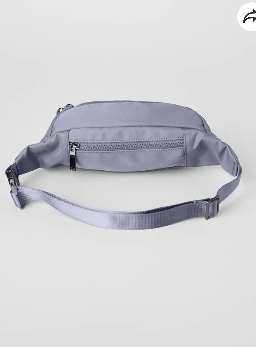 Alo Yoga Black Explorer Fanny Pack