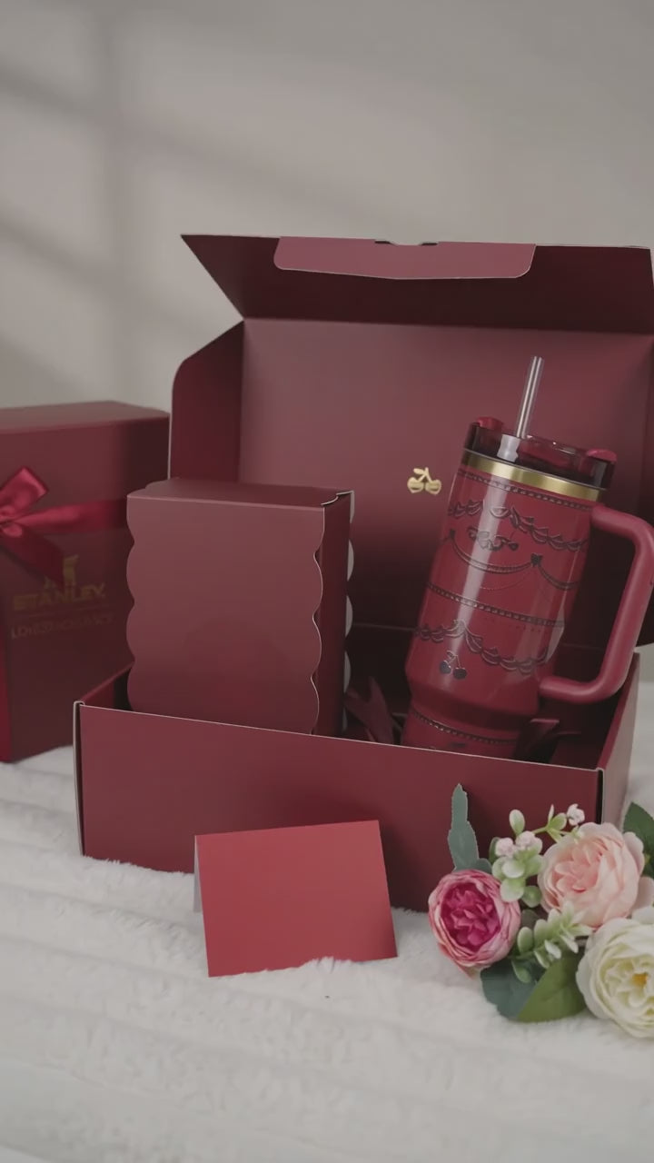 The Valentine’s Day Quencher H2.0 Flowstate Tumbler | 40 OZ