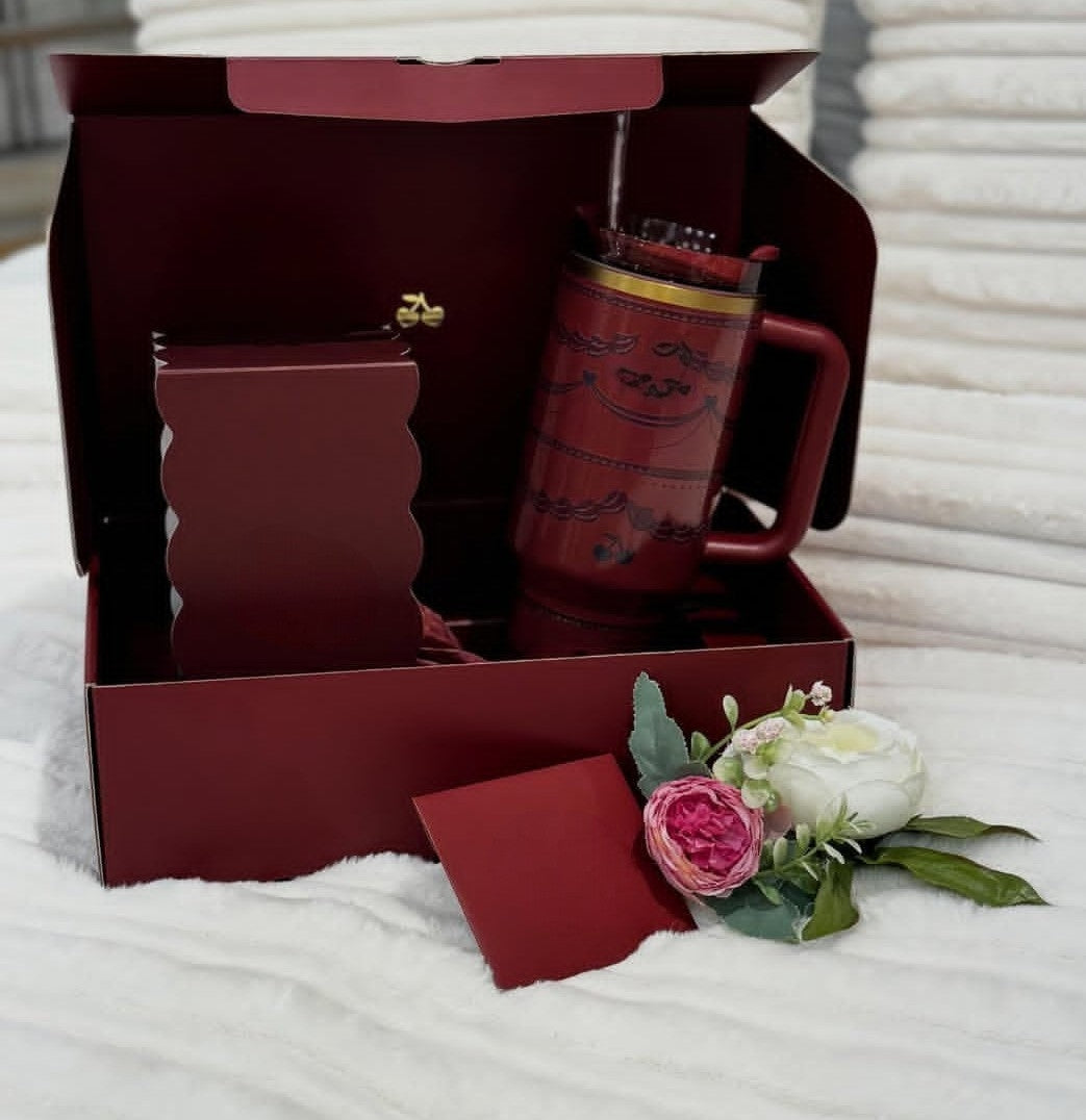 The Valentine’s Day Quencher H2.0 Flowstate Tumbler | 40 OZ