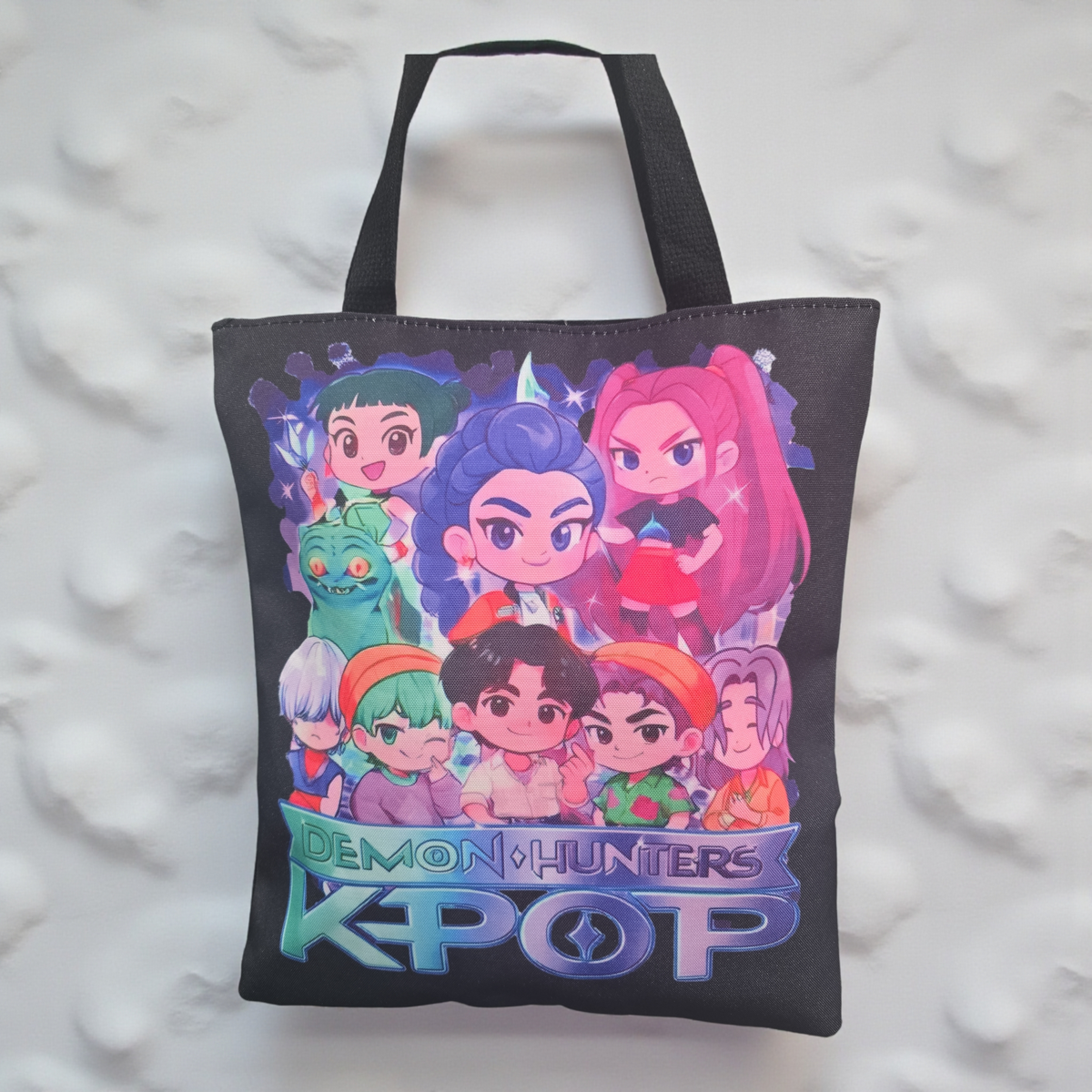 K-pop Demon Hunter tote bag, Huntrix Mia, Zoey, Rumi characters with zipper kpop