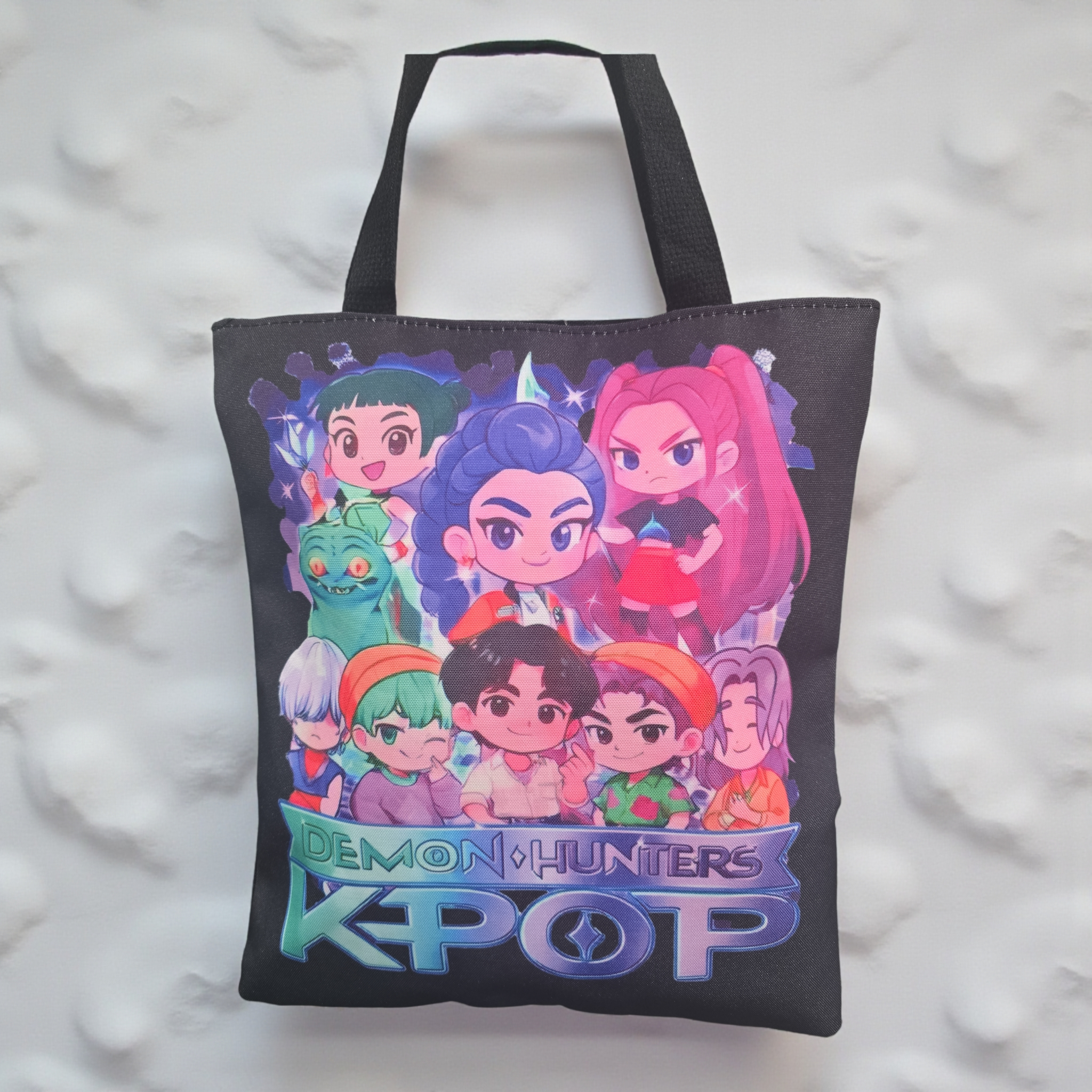 K-pop Demon Hunter tote bag, Huntrix Mia, Zoey, Rumi characters with zipper kpop