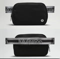 Everywhere belt bag L1  black silver color