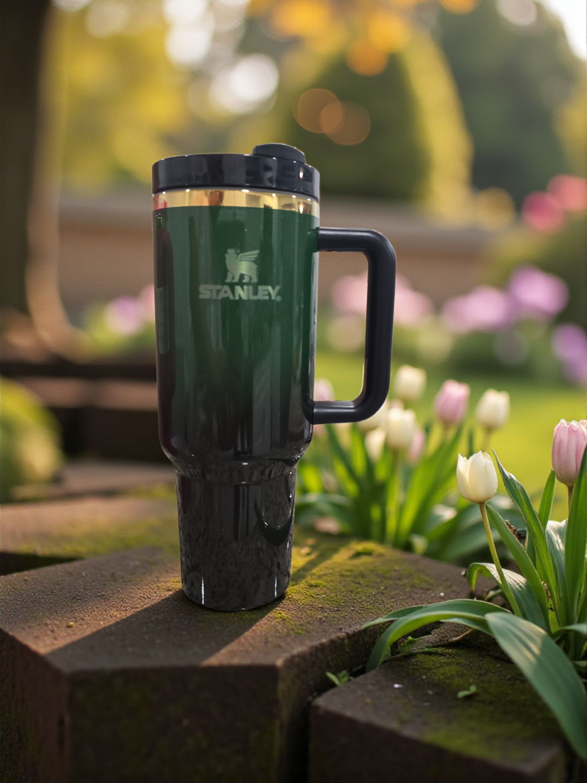 Custom design tumbler cup sparkling 40oz new in box with color straw.