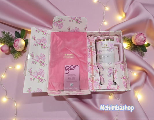 The X LoveShackFancy bows Holiday Quencher | 40 OZ new in box tumbler bottle water vacuum cup stainless steel valentines gift for her