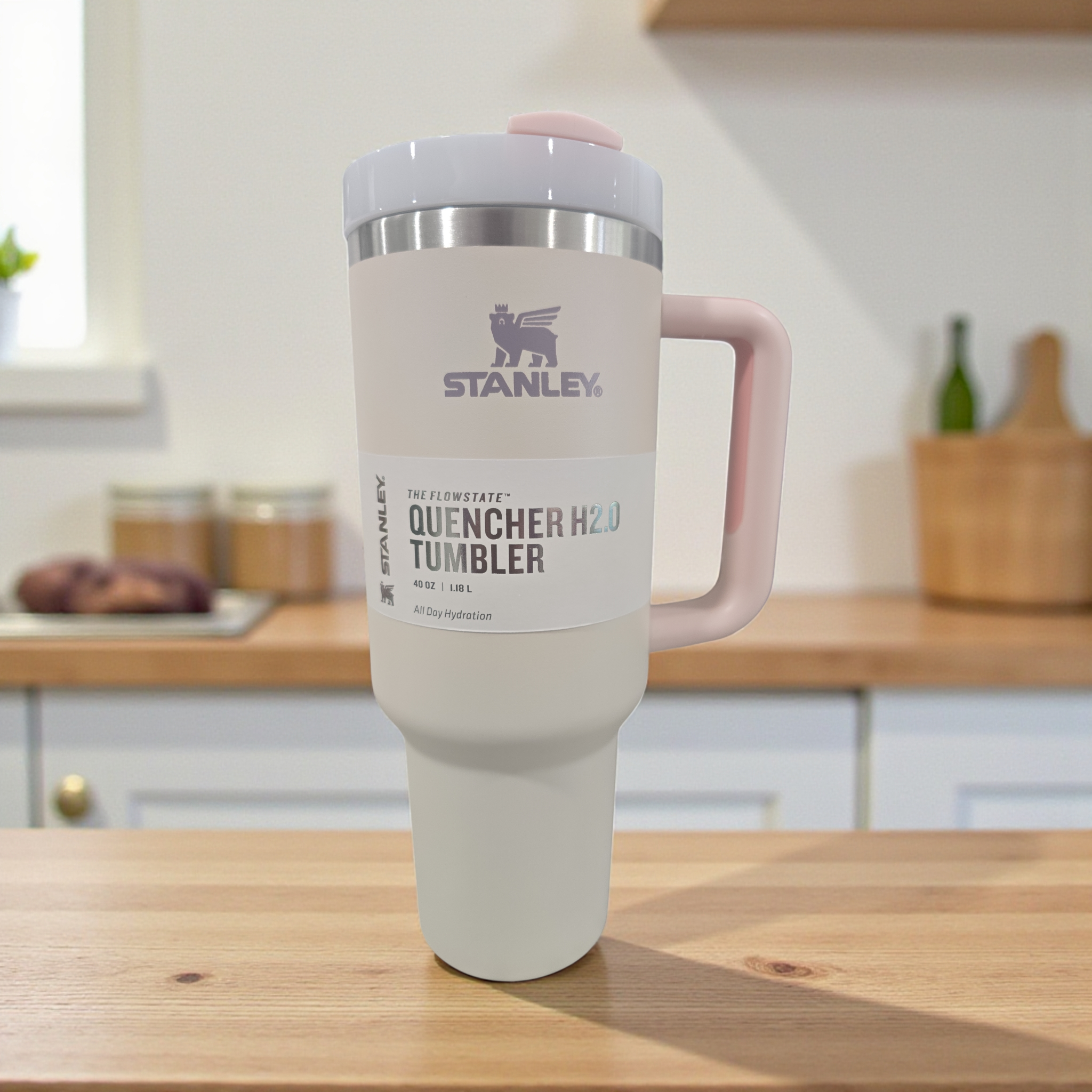 Tumbler cup 40oz quencher with straw new in a box.