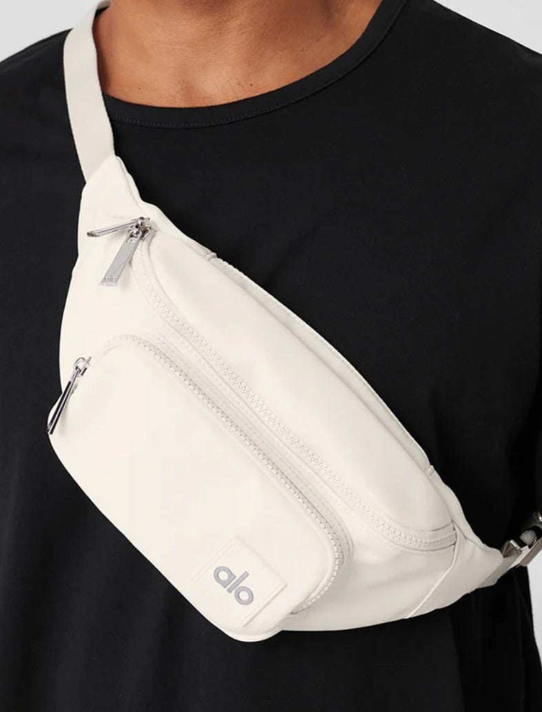 Alo Yoga Black Explorer Fanny Pack